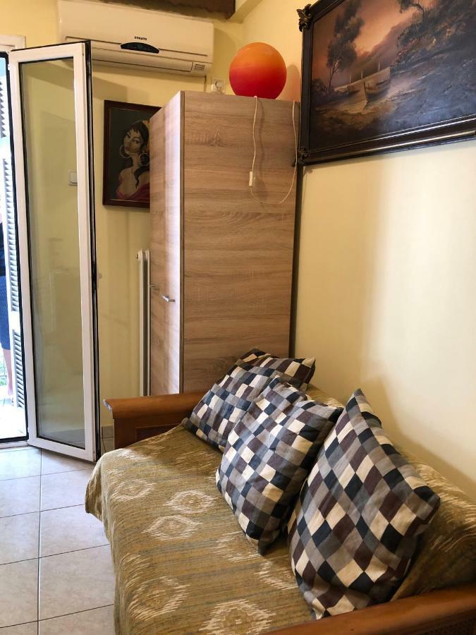 Anna Apartment In Kypseli Athen Exterior foto