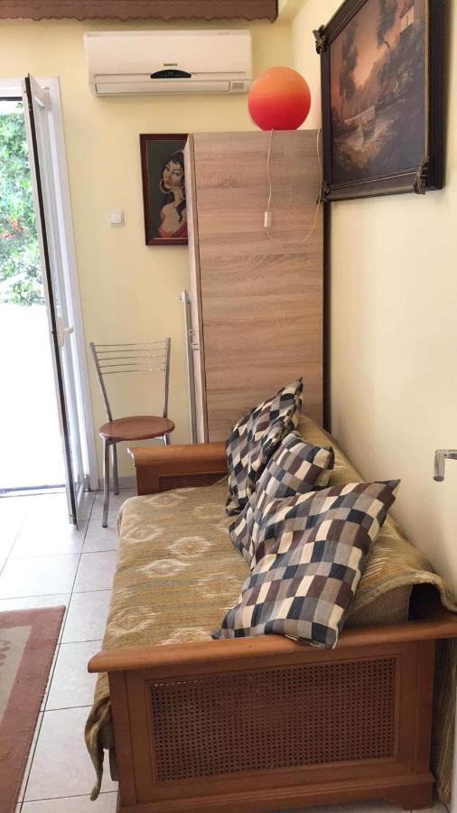 Anna Apartment In Kypseli Athen Exterior foto